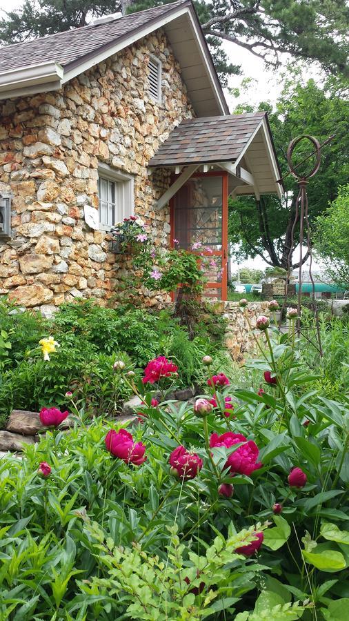 يوريكا سبرينغز Rock Cottage Gardens B&B المظهر الخارجي الصورة